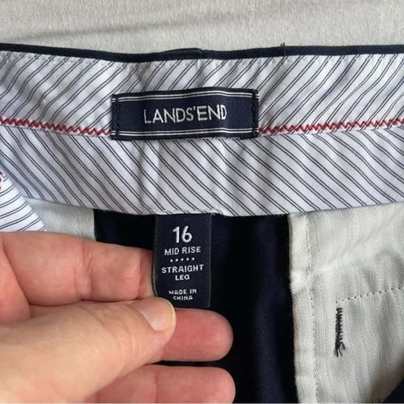 Lands' End Mid rise Straight Leg Chino Pant - Women's Size 16 - Marine Navy - Picture 7 of 7